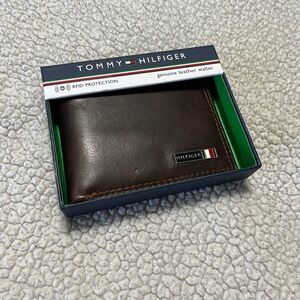 Tommy Hilfiger Dark Brown genuine Leather wallet